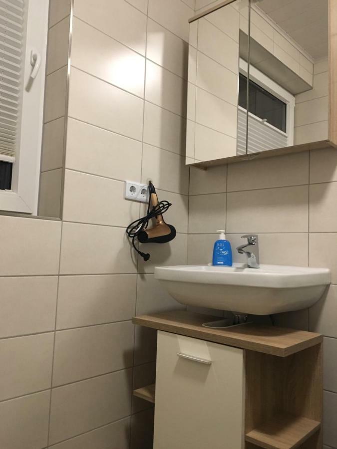 Ferienwohnung Am Doc Emden Kültér fotó
